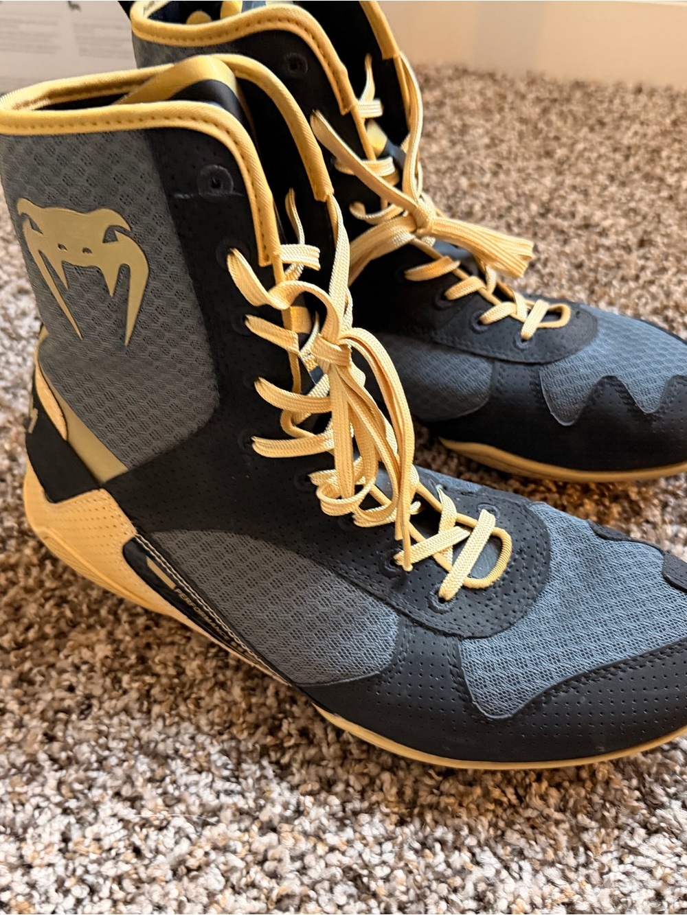 Men's High-Top Athletic Boxing Shoes - Black and Yellow